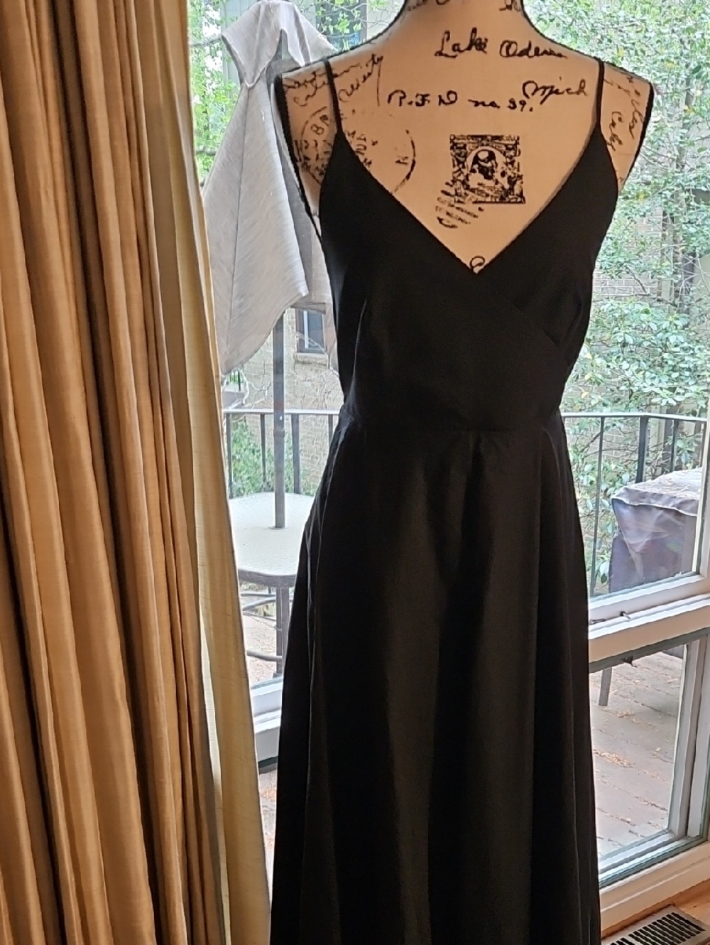 Lush Black Spaghetti-Strap Maxi Dress